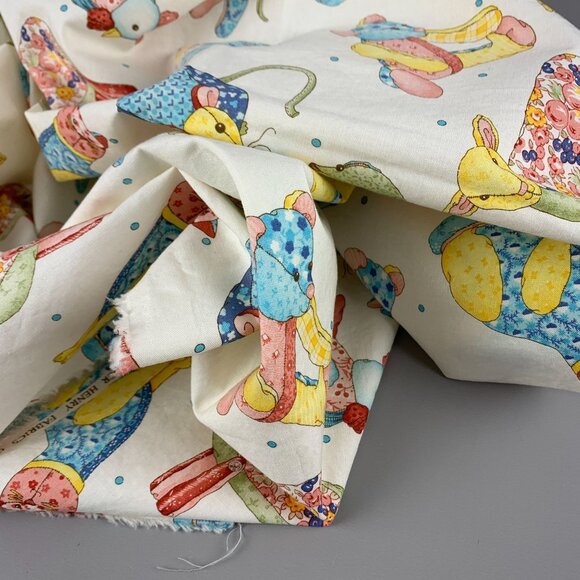 Alexander Henry Aunt Hattie's Handiwork Stuffed Toy Animals Cotton Fabric 1 Yard - Picture 8 of 8